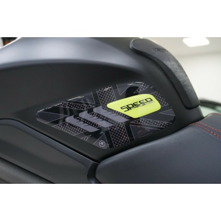 2 protezioni 3D lati serbatoio moto compatibili Triumph Speed Triple 2016-2020