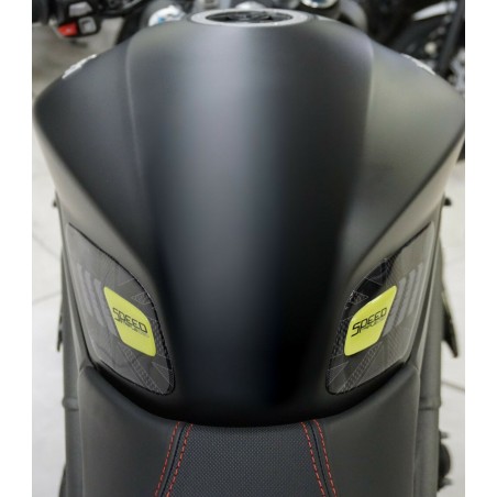 2 Protections latérales de réservoir moto 3D compatibles Triumph Speed Triple 2016-2020