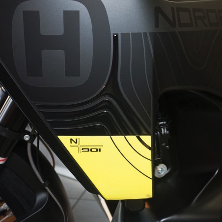 Stickers 3D Déflecteurs latéraux de réservoir compatibles avec Husqvarna Norden 901