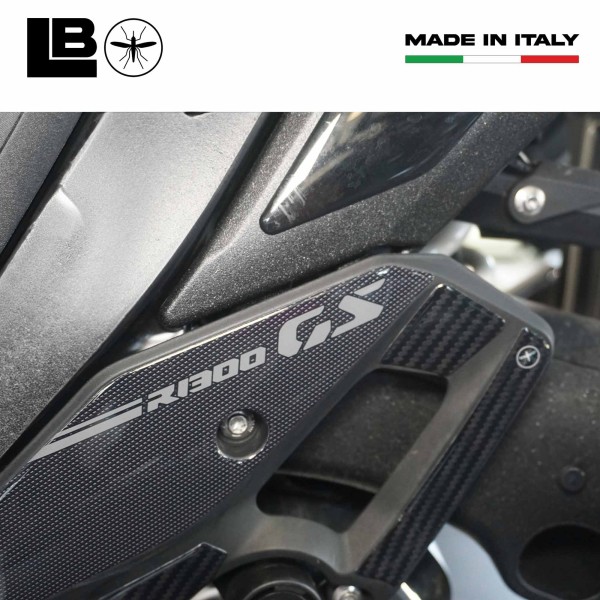 Adesivi 3D Battitacco pedane poggiapiedi moto compatibili con BMW R1300GS