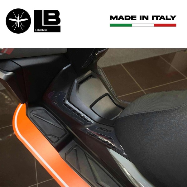 Adesivi 3D laterali per tunnel centrale compatibili con Honda Forza 300 2018-20