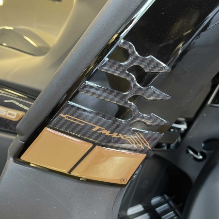 Stickers 3D pour carénage latéral compatible avec Yamaha Tmax 2022