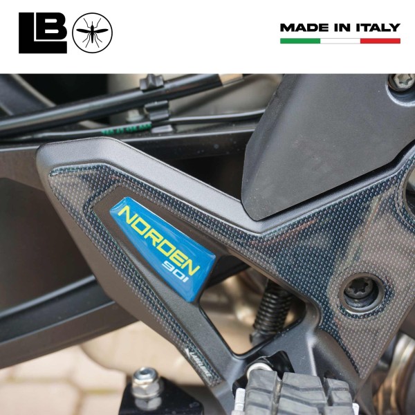 Adesivi 3D Protezioni Battitacco moto compatibili con Husqvarna Norden 901 2023