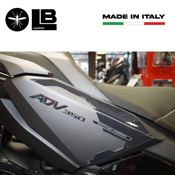 3D Aufkleber Seitenschutz hinten kompatibel mit Honda ADV350 2022-25