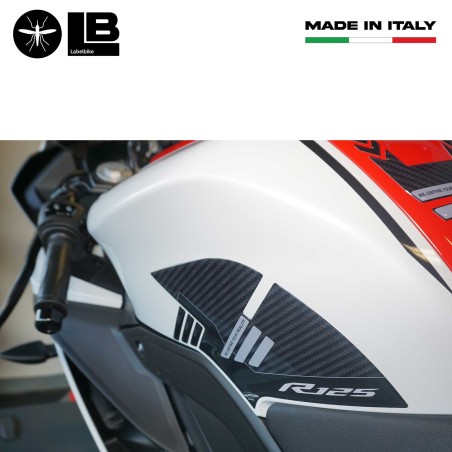 Adesivi 3D protezioni laterali serbatoio compatibili con Yamaha R125 2019-2025