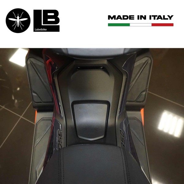 3D stickers centre tunnel side area compatible with Honda Forza 350 2022-25