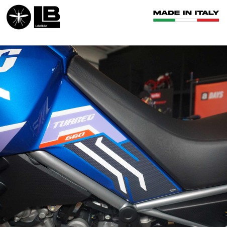 Adesivi Protezioni Laterali serbatoio compatibili con Aprilia Tuareg Tagelmust