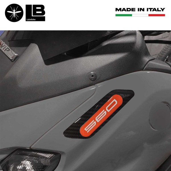 Adesivi resina 3D per tappi specchietti carene compatibili con Yamaha Tmax 2022