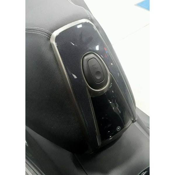 ADESIVO 3D BORCHIA GANCIO APPENDI BORSE compatibile KYMCO scooter AGILITY 300 