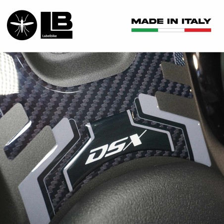 Adesivo 3D Paraserbatoio compatibile con serbatoio moto Voge Valico 500DSX 2021