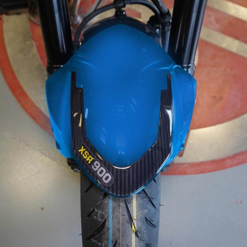 Sticker 3D Motorcycle mudguard protection compatible with Yamaha XSR900 2022 yellow