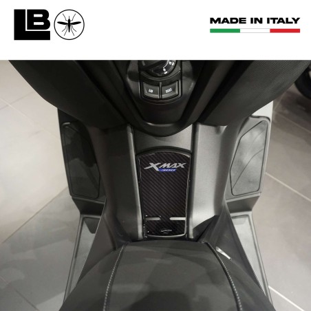 Adesivo protezione sportello serbatoio compatibile con Yamaha Xmax 300 2023-24