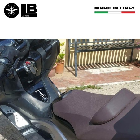 Adhesive resin gel 3D footpeg area protection compatible with T-Max 2008-2011