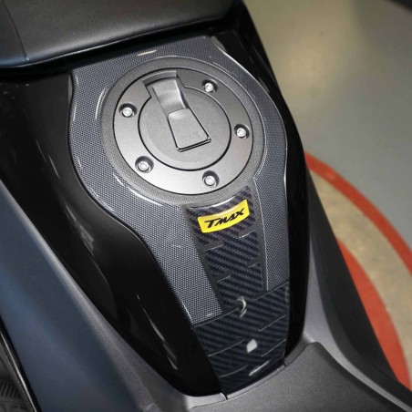 Adesivo resinato 3D Protezione Borchia Tunnel compatibile con Yamaha Tmax 2022-5