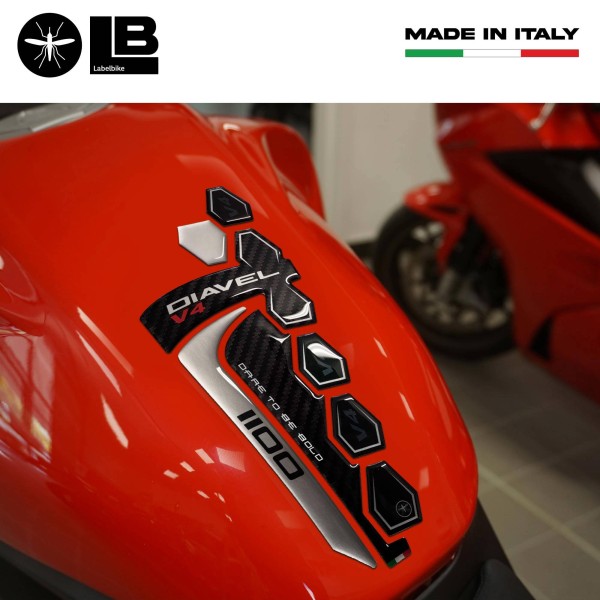 Protège réservoir adhésif 3D compatible avec Ducati Diavel v4 2023