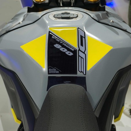 Adhesive 3D tank protector motorbike compatible with Suzuki V-Strom 800DE
