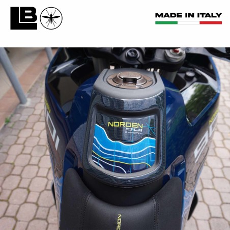 Paraserbatoio Adesivo Protezione moto compatibile con Husqvarna Norden 901 2023