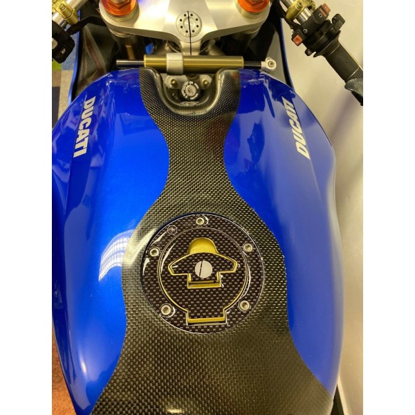 ADHESIVO 3D DE RESINA DE CARBONO PROTECTOR DE LA TAPA DEL DEPÓSITO DE GASOLINA para MOTO DUCATI