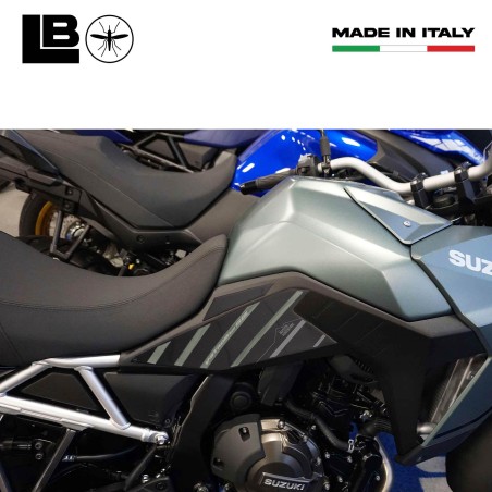 Protezioni Sottosella moto Adesivi 3D compatibili con Suzuki V-Strom 800SE