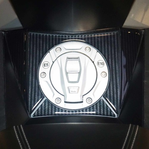 Protectores de reposapiés central adhesivos de resina de gel 3D compatibles con BMW C400GT