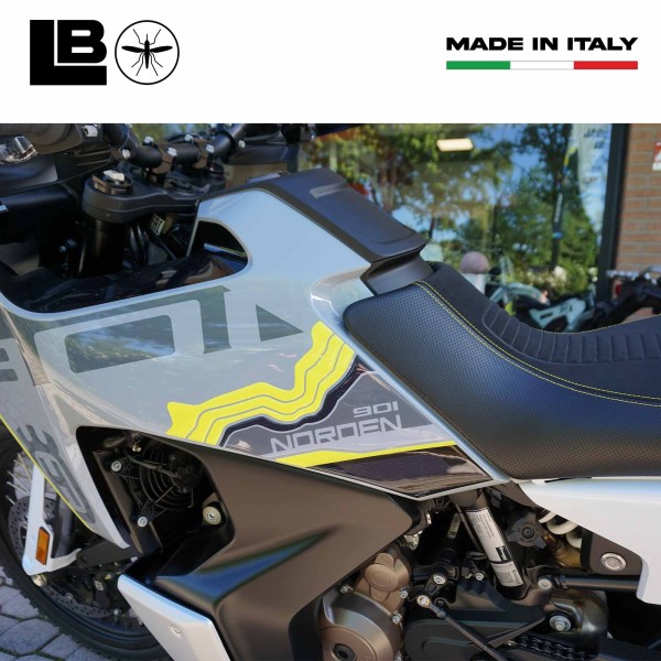 Protezioni laterali adesivi serbatoio compatibili con Husqvarna Norden 901 2024