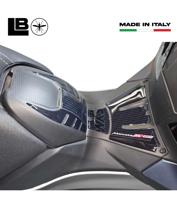 Kit Adesivi 3D Protezione Pedana e Sportello compatibili con Sym Maxsym TL 508