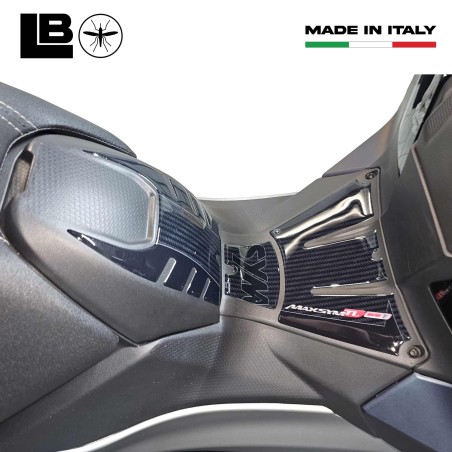 Kit Adesivi 3D Protezione Pedana e Sportello compatibili con Sym Maxsym TL 508