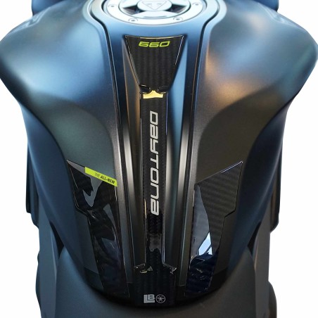 Adesivi 3D Protezione Paraserbatoio compatibili con Triumph Daytona 660 2024