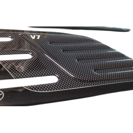 2 SIDE KNEEL PROTECTIONS 3D compatible for MOTO GUZZI V7 NEW