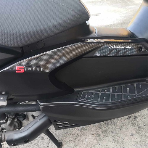 KIT BOOMERANG 3D ADHESIVES pour Scooter XCITING 500 KYMCO compatible PROTECTIONS