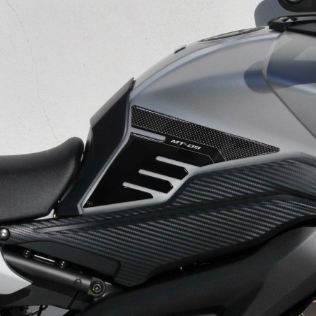 2 ADHESIVOS DE GEL PARA PROTECCIÓN LATERAL compatibles MOTO YAMAHA TRACER MT-09