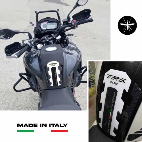 PROTECTOR DE PANEL RESINADO 3D compatible para motos BENELLI TRK 502 Blanco 2