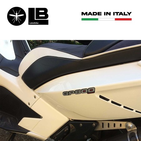 2 ADESIVI resinati GP 800 SCRITTE 3D COMPATIBILI per SCOOTER GILERA GP800