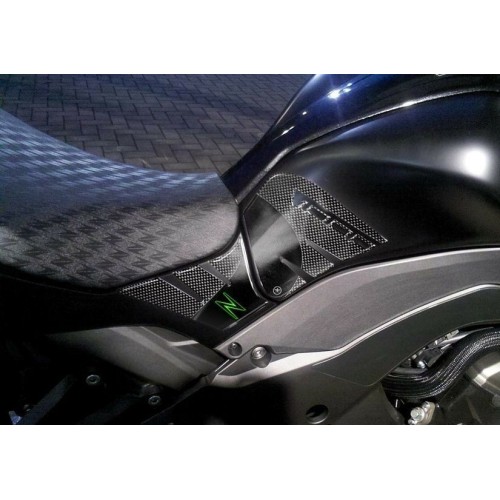 Protections latérales 3D pour MOTOCYCLE KAWASAKI Z1000 2014-2020 vert