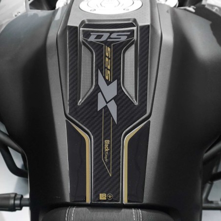 3D sticker motorbike tank guard compatible with Voge Valico 525DSX 2024