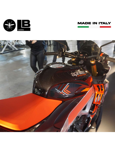 Adesivi 3D Protezioni Laterali serbatoio moto compatibili con Aprilia Tuono V4