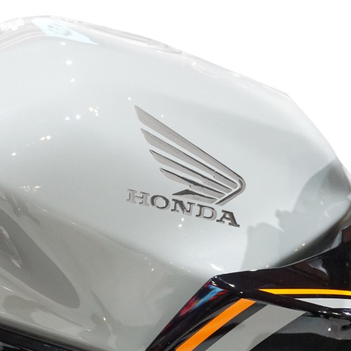 Adesivi 3D coppia di stemmi moto logo Honda ali cromate compatibili con Honda