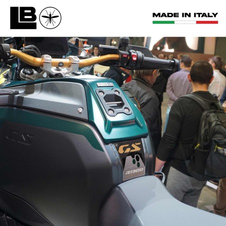 Adesivo 3D Paraserbatoio BASSO moto compatibile con BMW R 1300 GS Adventure