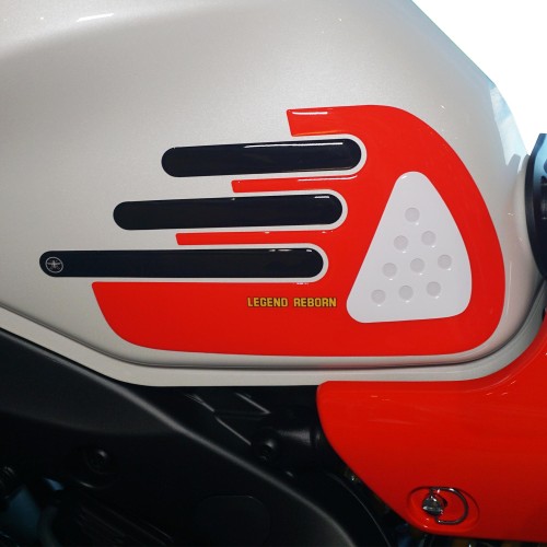 Aufkleber 3D Motorrad Tank Seitenschützer kompatibel mit Yamaha XSR900 Rot