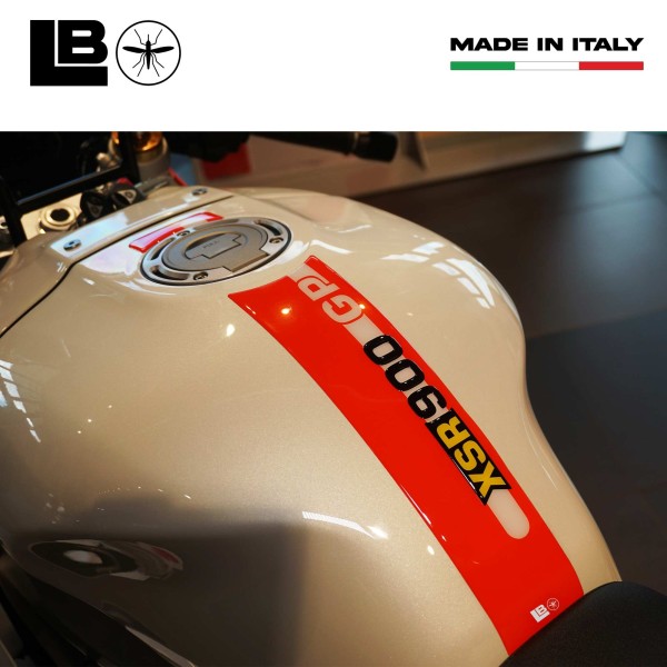 Paraserbatoio moto adesivo resina gel 3D compatibile con Yamaha XSR900 GP 2025
