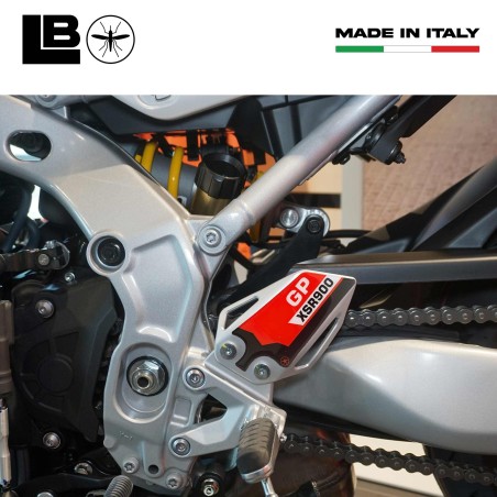 Adesivi 3D Protezioni Battitacco moto compatibili con Yamaha XSR900 GP 2025
