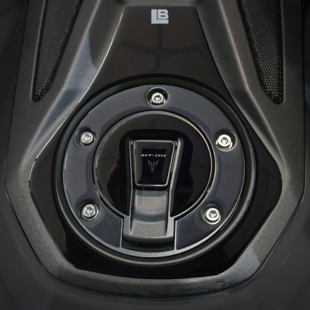 Pegatina 3D de protección de enchufe sin llave compatible con Yamaha MT-09 2024-2025