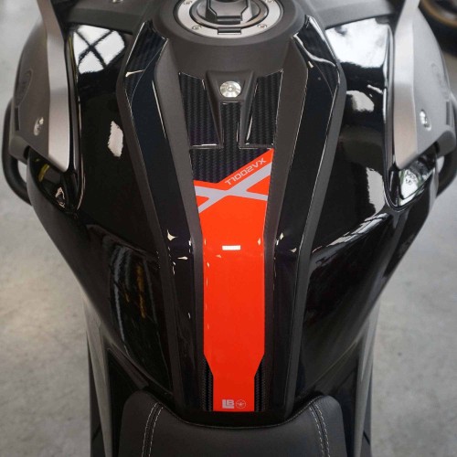 Autocollants 3D Tank Guard compatibles avec Morbidelli T1002VX 2025