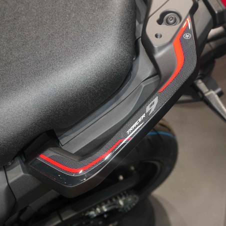 3D Aufkleber Beifahrergriffe kompatibel mit Yamaha Tracer 9 2025