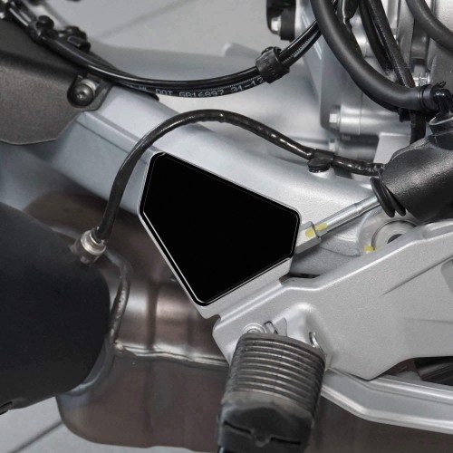 Adesivi 3D Battitacco pedane compatibili con Moto Guzzi Stelvio Duecento Tributo