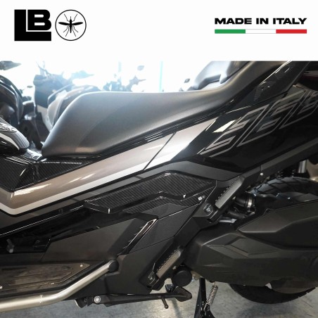 Adesivi 3D Protezioni Poggiapiedi passeggero compatibili con Zontes 368 G 2025